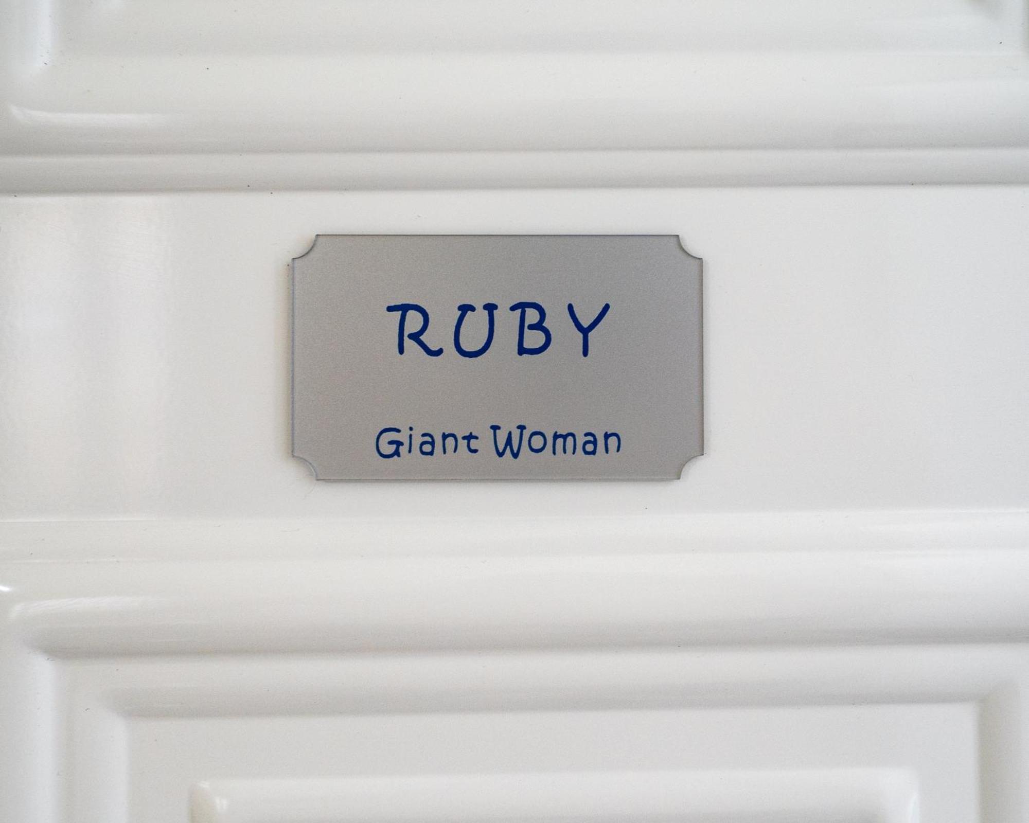 Giant Woman Apartment Tsoutsouros  Exterior photo